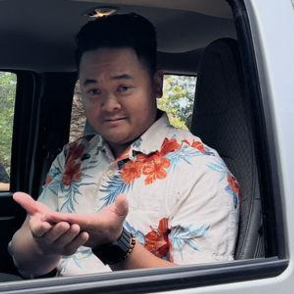 Help Carlos get to NY for the first time!