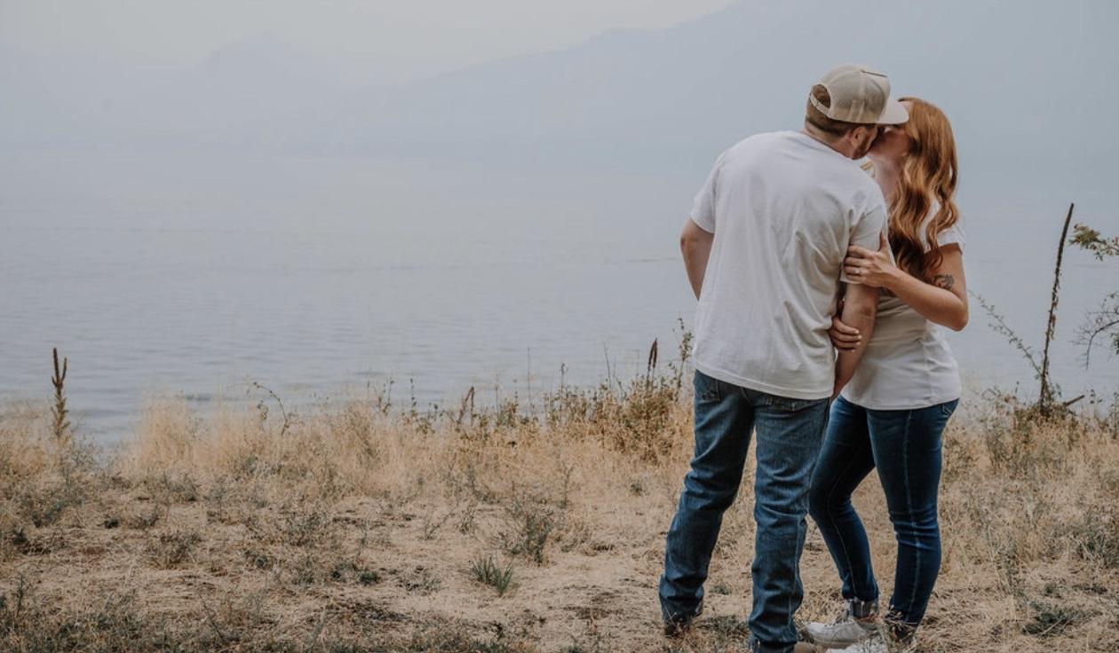 The Wedding Website of Samantha Kemper and Zachary Larsen