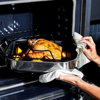 Small Roasting Pan with Rack