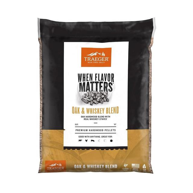 Traeger Grills Oak & Whiskey Blend 100% All-Natural Wood Pellets for Smokers and Pellet Grills, BBQ, Bake, Roast, and Grill, 18 lb. Bag