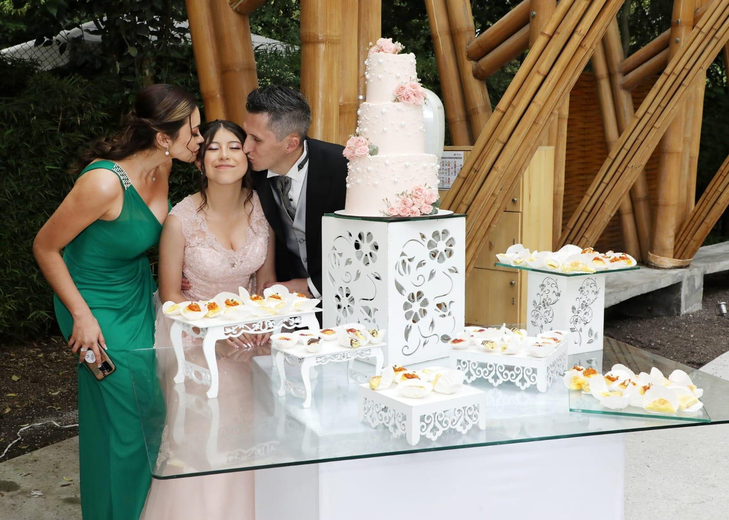 The Wedding Website of Yael Fierro and David Herrera