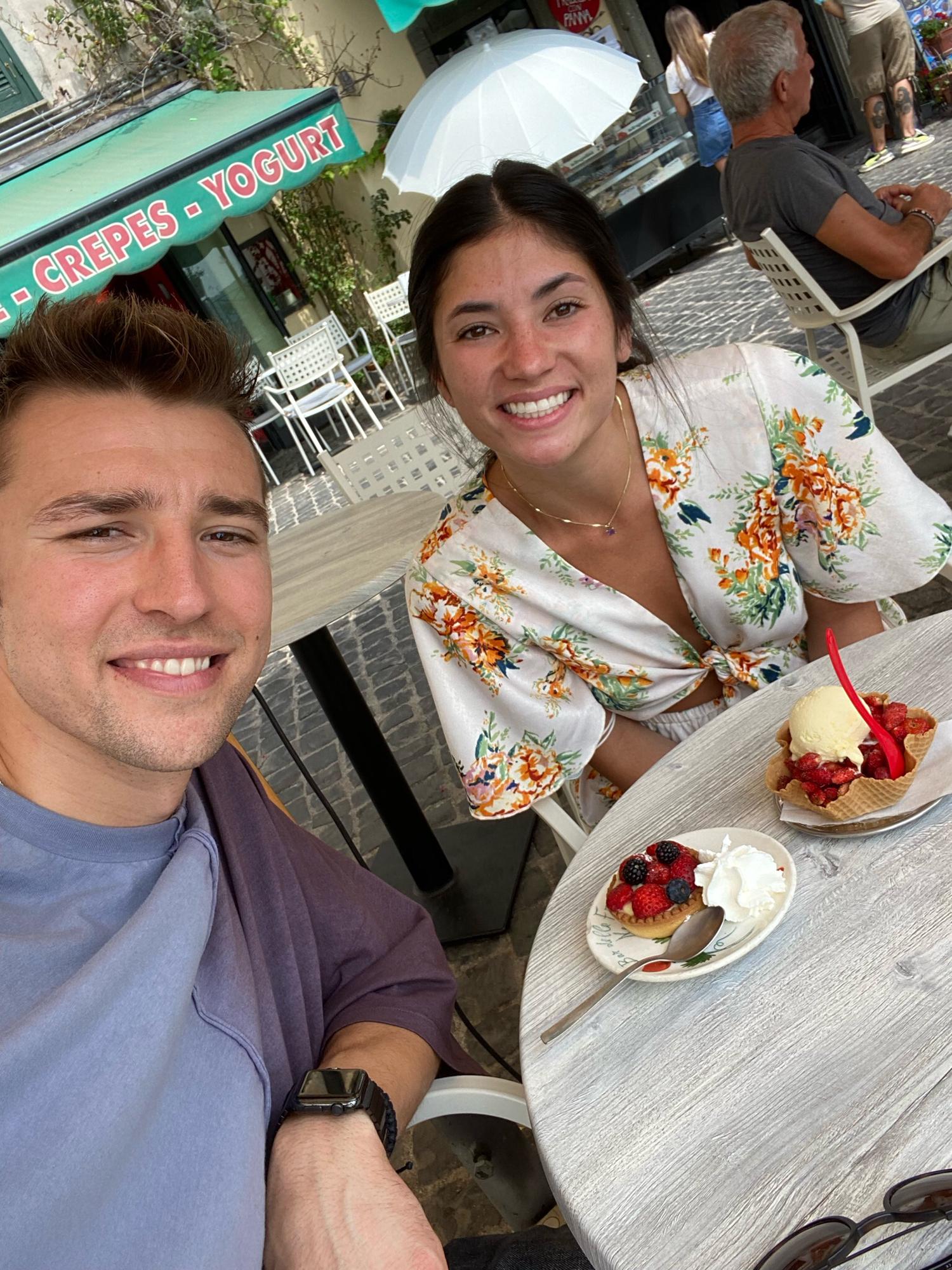 Nemi, Italy
Strawberry Bar (Bar Delle Fragole Di Iorio Emiliano)