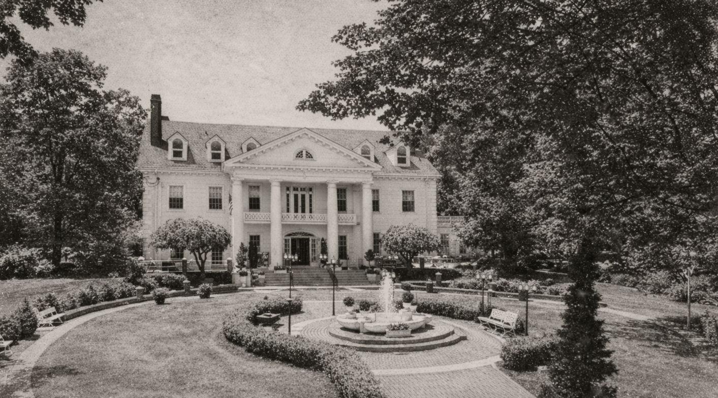 The Wedding Website of Vincent DeMarco and Victoria Rose