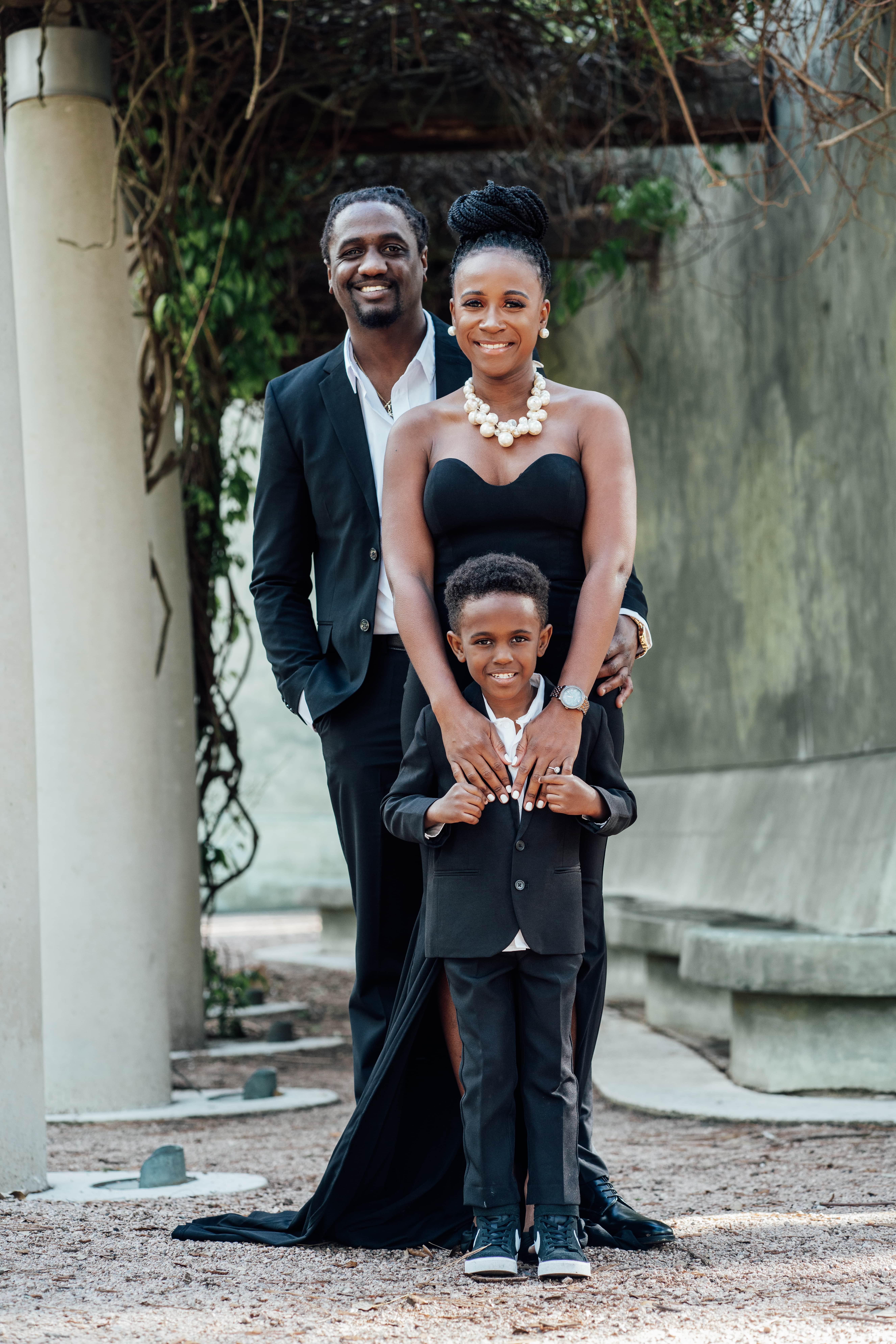 The Wedding Website of Robert Johnson and Briana Henderson