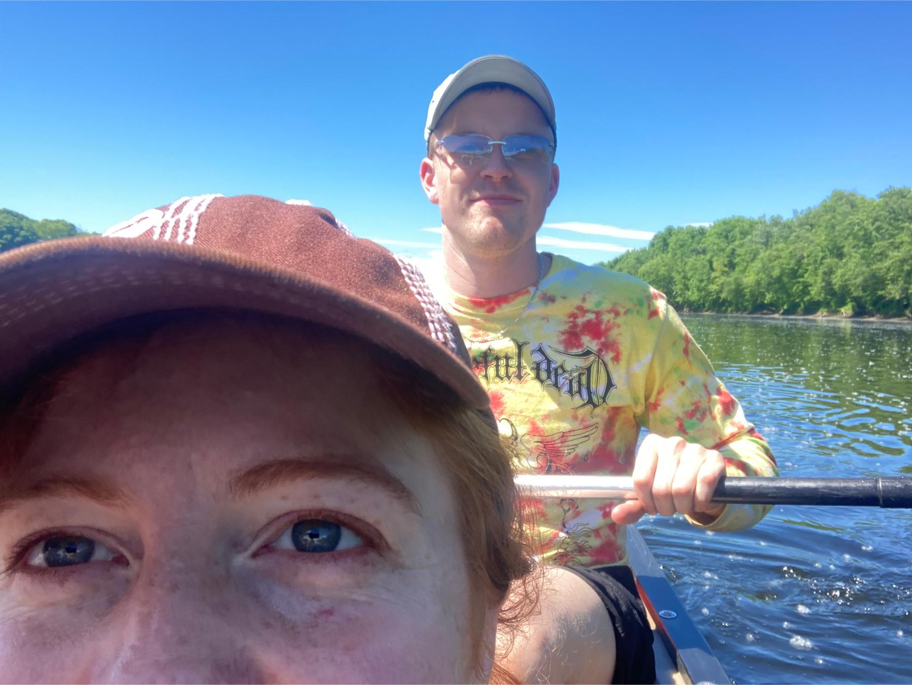 Canoeing down the CT river 🏄‍♀️🌊