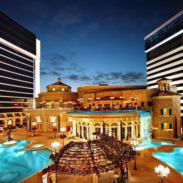 Romantico Package At Peppermill Resort