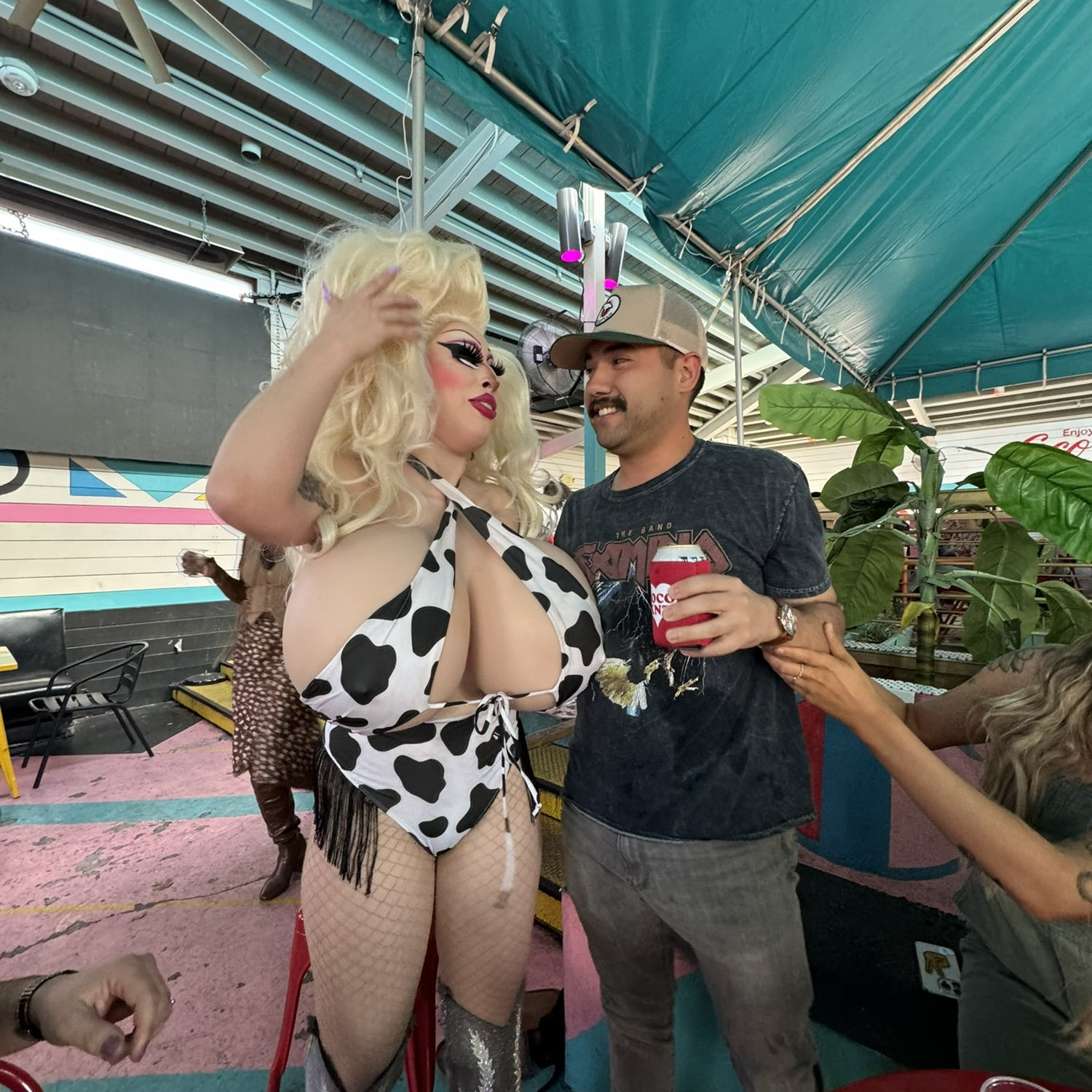 William’s first drag show and the day Sarah told William she loved him… he said it back!