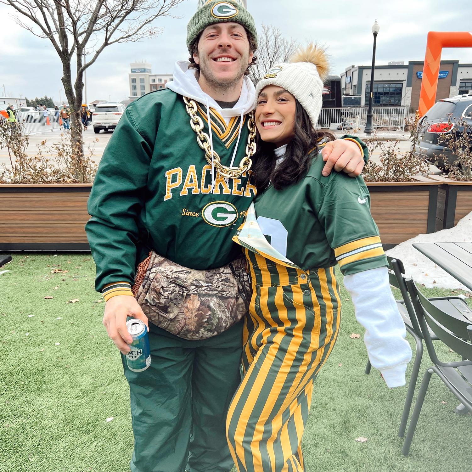 tailgating in green bay 1/01/23