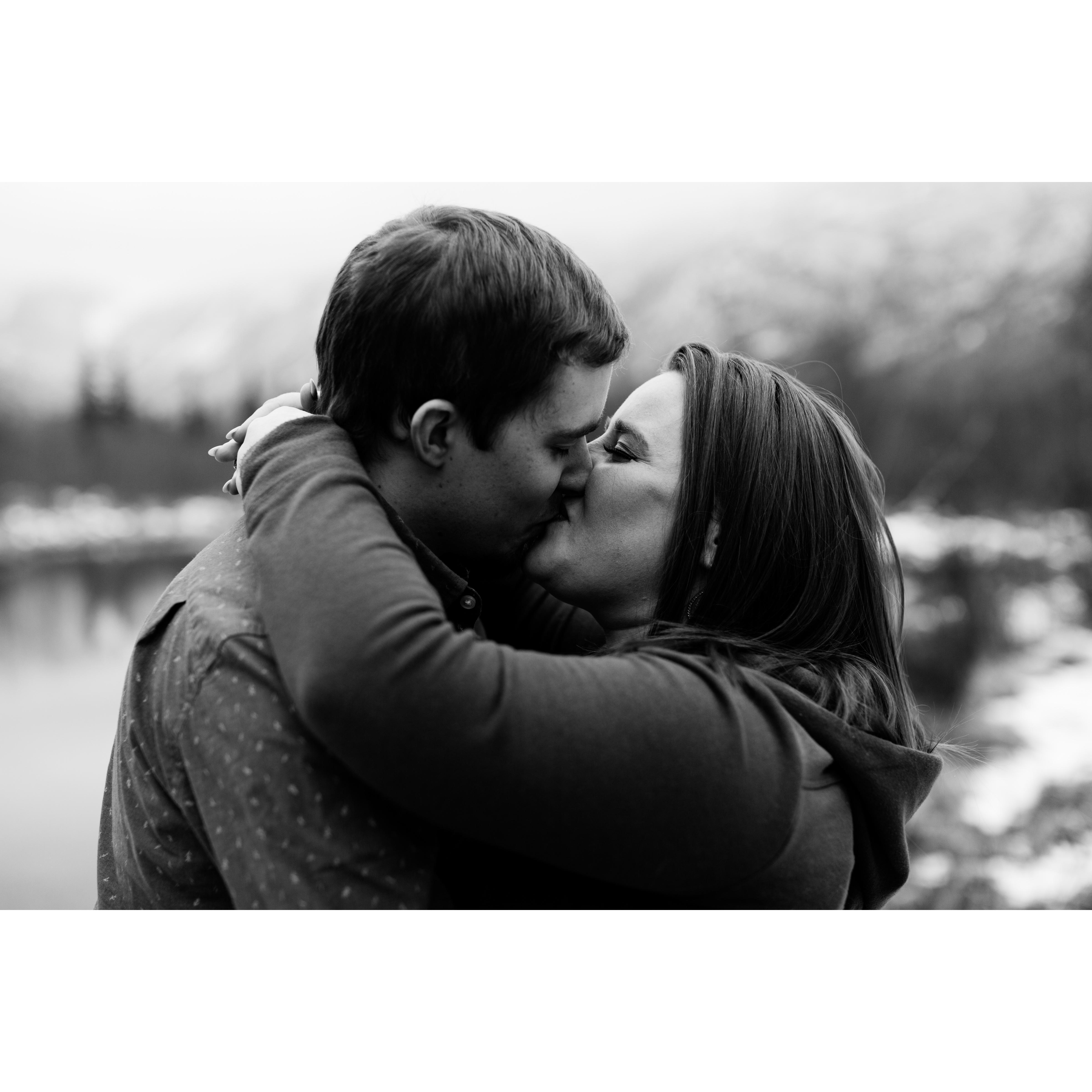 Engagement photos done in Alaska at Eagle River Nature Center by the amazing Sarah French.
Instagram: @sarah.french.photo
Facebook: @Sarah French Photo
Website: sarahfrenchphoto.com