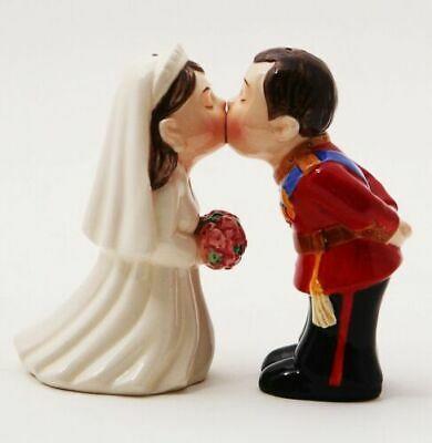 Details about  ATTRACTIVES KATE AND WILL ENGLAND ROYALTY MAGNETIC CERAMIC SALT PEPPER SHAKERS