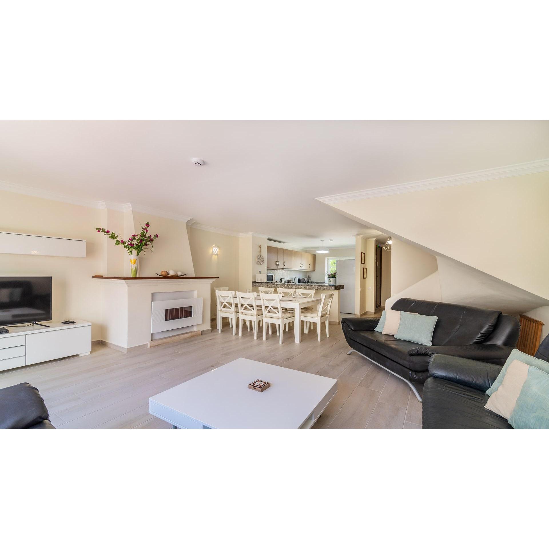 Old Village 4 bedroom apartment (Village4ulettings).