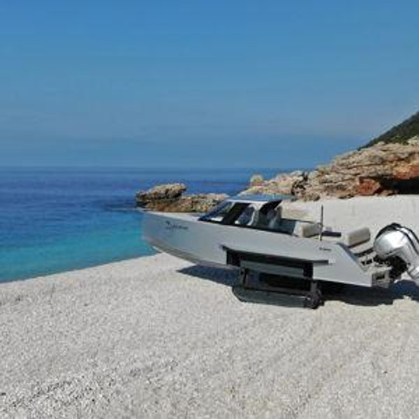 Private Boat Charter to Iguana Island