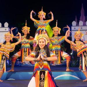 Traditional Thai dance lessons