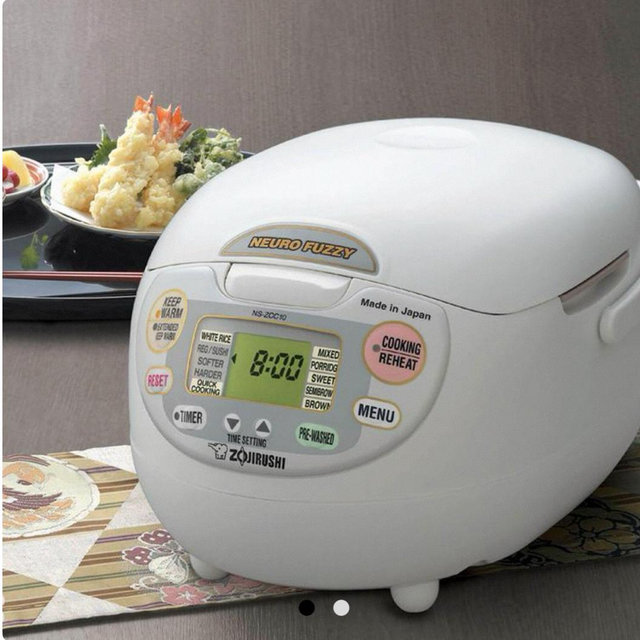 Zojirushi NS-ZCC10 5-1/2-Cup Neuro Fuzzy Rice Cooker and Warmer, Premium White