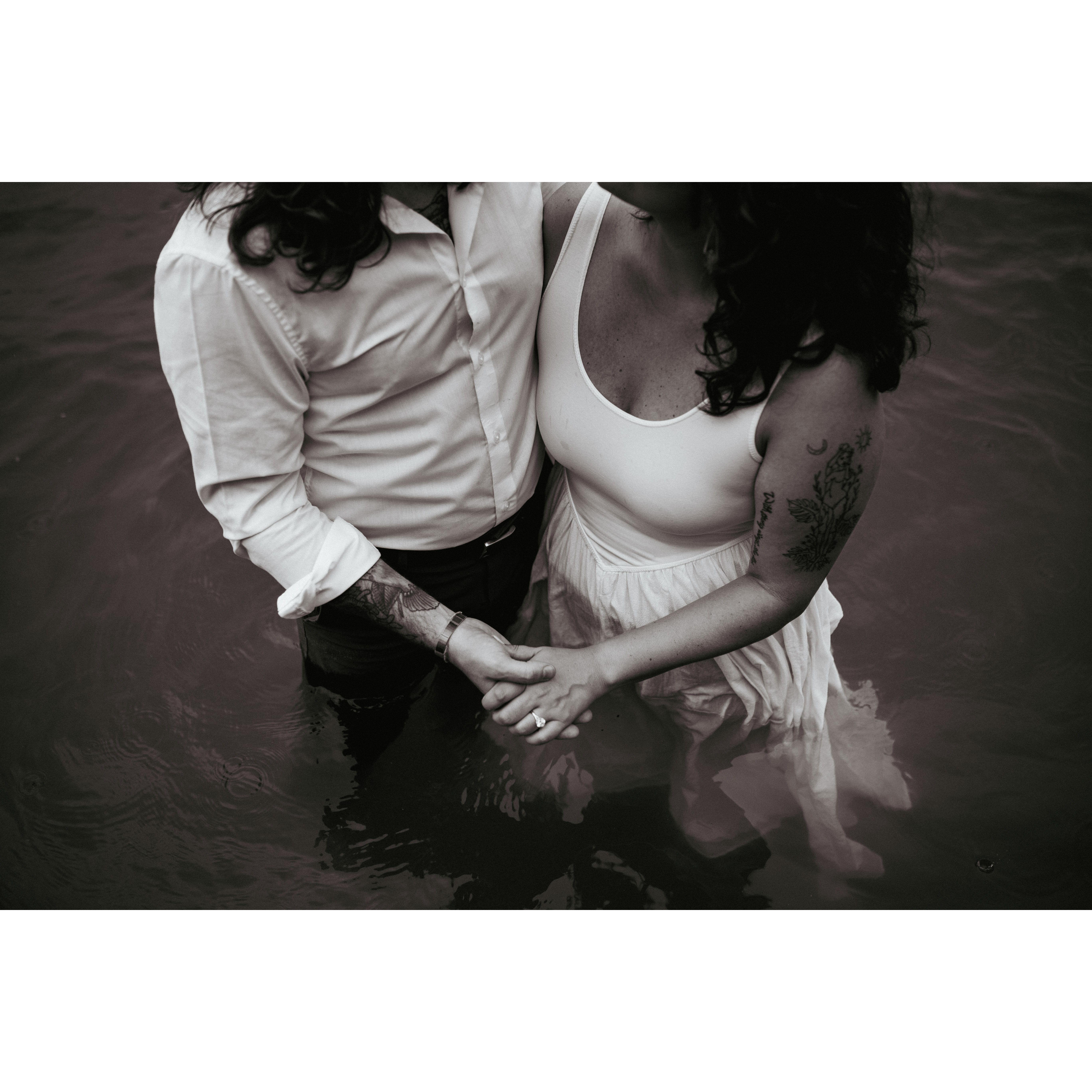 Engagement photos at Lake Hartwell