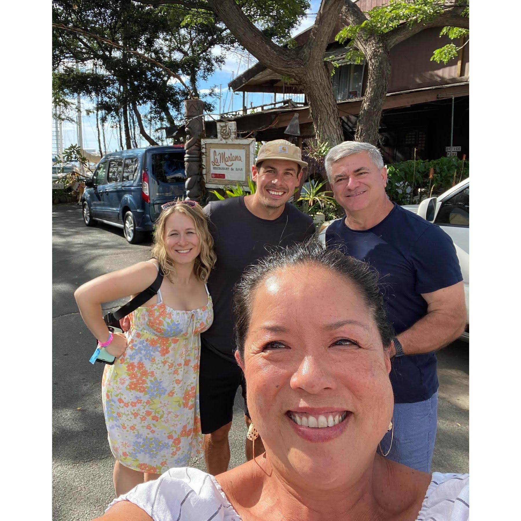 Experiencing Hawaii with the best locals - Eric and Jenny!