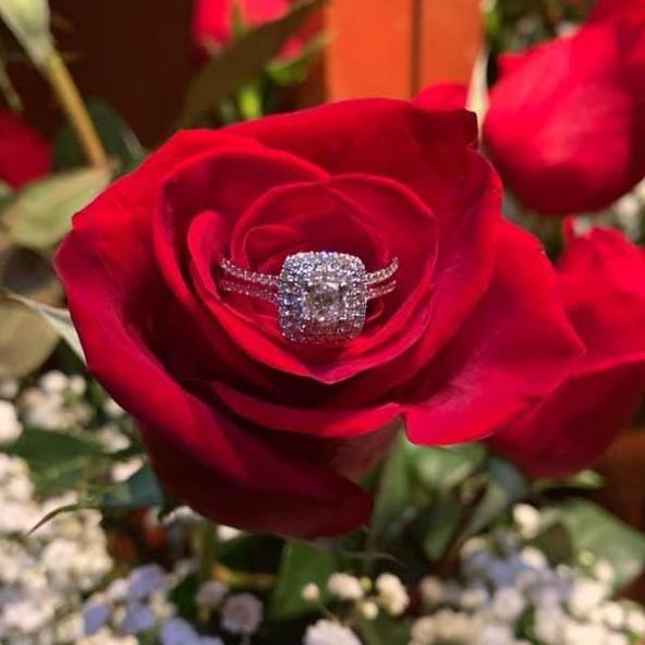 Taylor's engagement ring