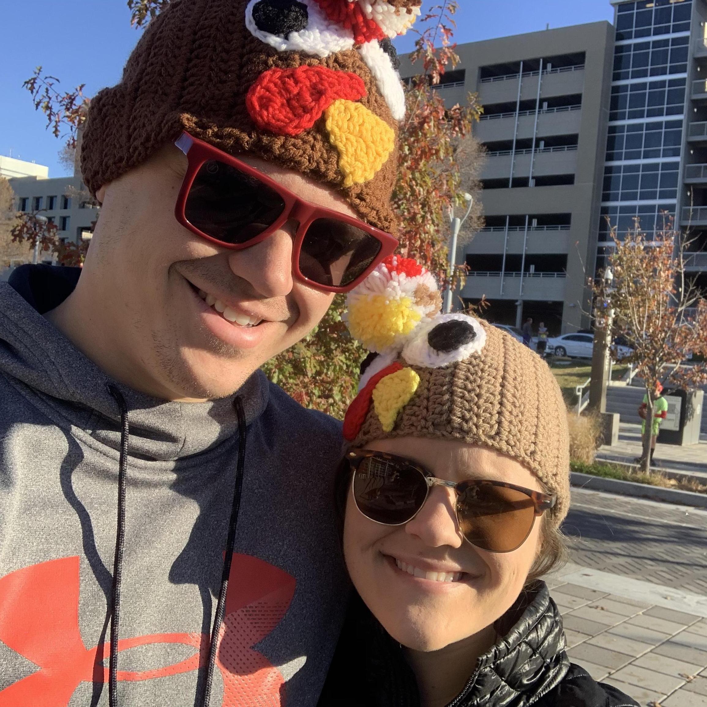 A couple that trots together, stays together.