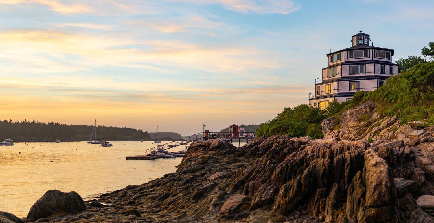 The Wedding Website of Emily Magnone and Alex Tucci