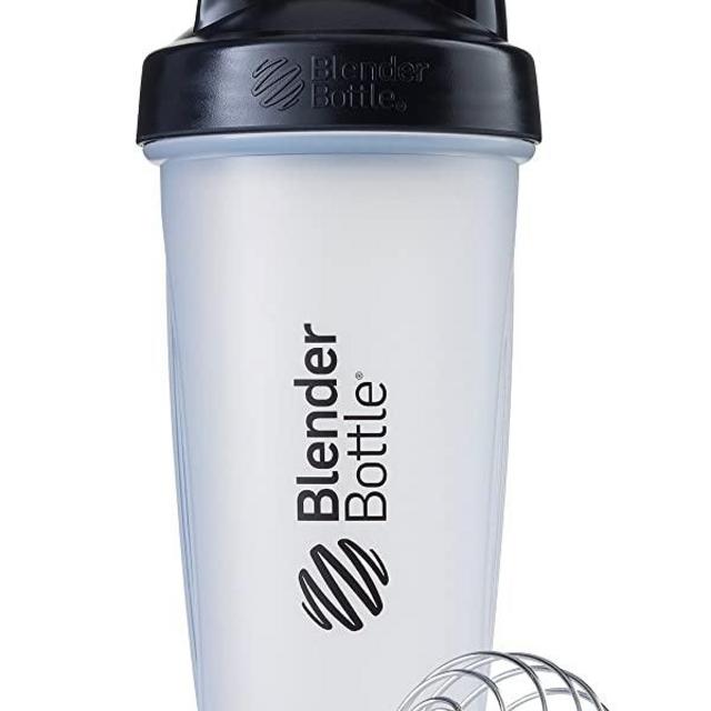BlenderBottle Classic Shaker Bottle Perfect for Protein Shakes and Pre Workout, 28-Ounce, Clear/Black