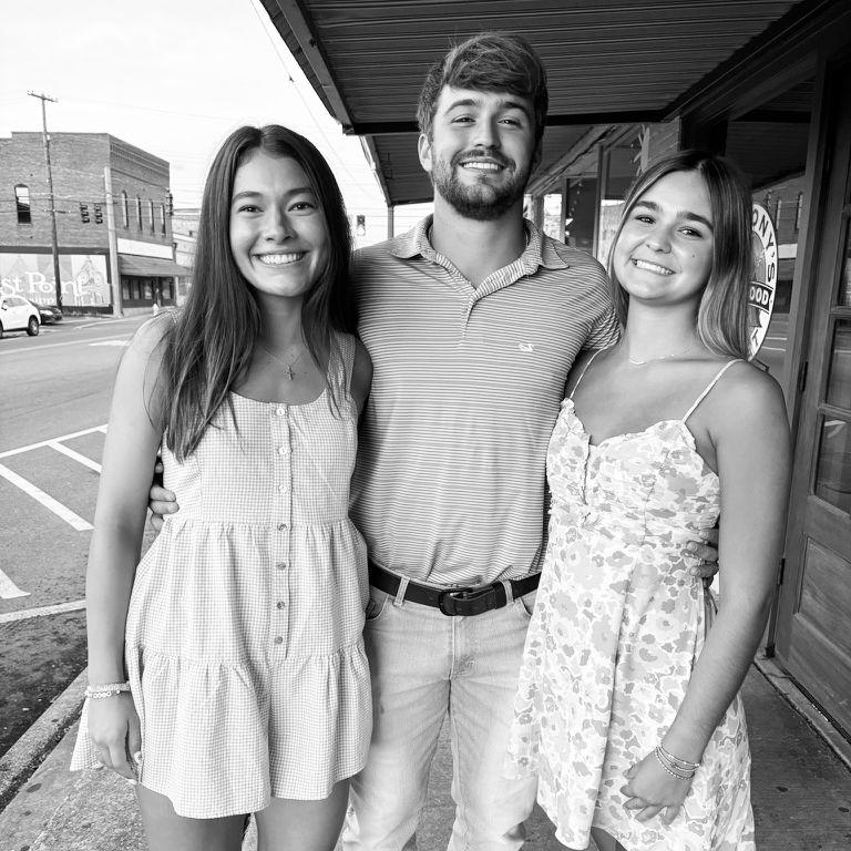 The Putt Trio. This was Graycie's first time in Columbus, MS. And, her first time at Anthony's (which Carter and Graycie would visit maaaaannnyyy more times).