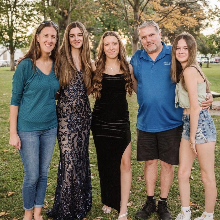 How did we get so lucky with these gorgeous girls?!