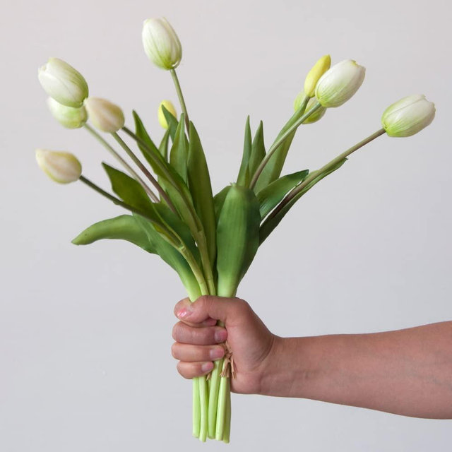 Aoivrb 10 PCS Artificial Tulip Flowers Real Touch Tulips Artificial Plastic Flower Fake Bouquet Table Arrangements Gift for Home Office Party Wedding Birthday Garden Store Decoration (White)