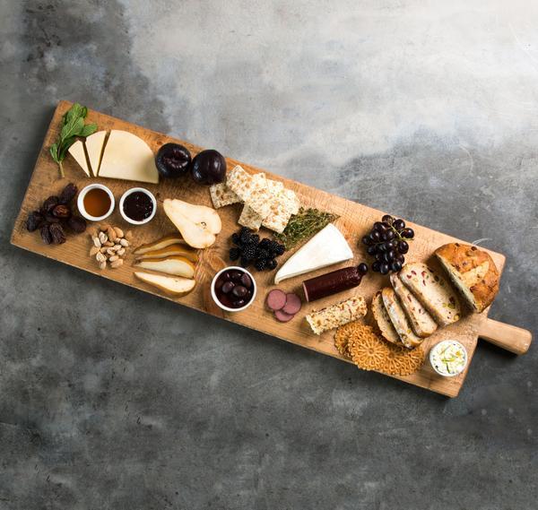 Farmhouse Serving Plank
