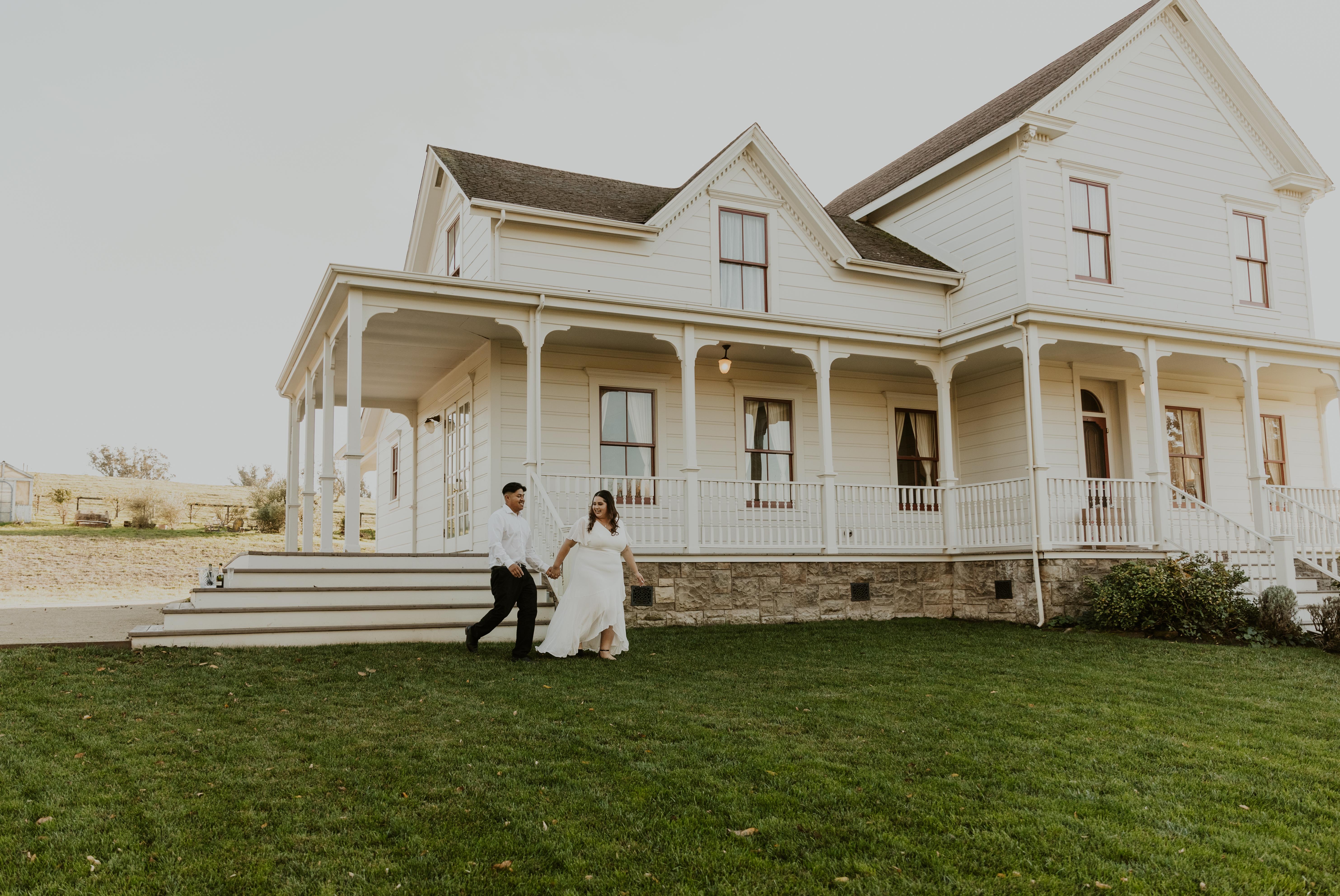 The Wedding Website of Indika Halferty and Edgar Velasquez