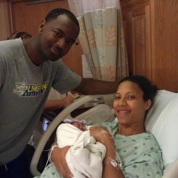 Proud new parents of Jayla😍🥰