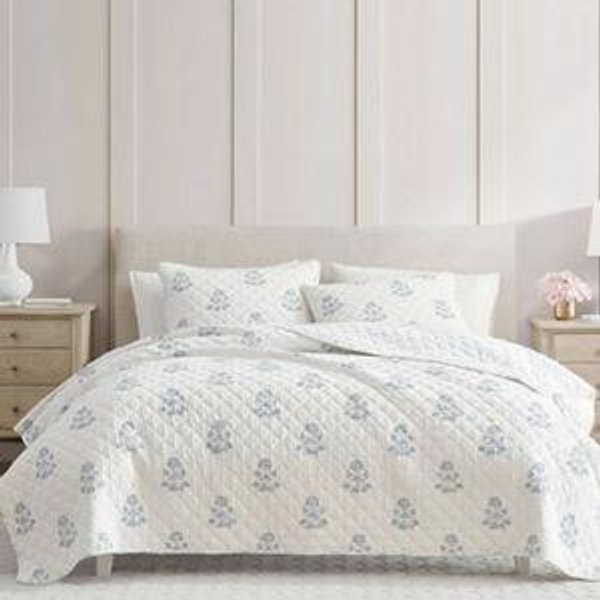 Martha Stewart - Queen Quilt Set, 100% Cotton Reversible Bedding Set, Incredibly Soft Feel for Year Round Comfort, 3 Piece Bed Set with Matching Pillowcases (Flower Block Print Blue)