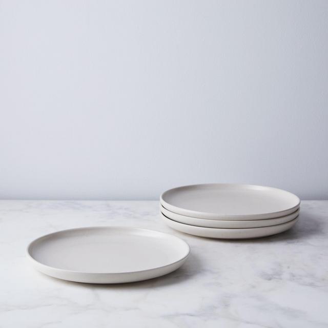 Modern Classic Ceramic Dinnerware & Serveware