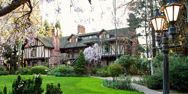 The Wedding Website of Justine D'Addio and Chris Payne