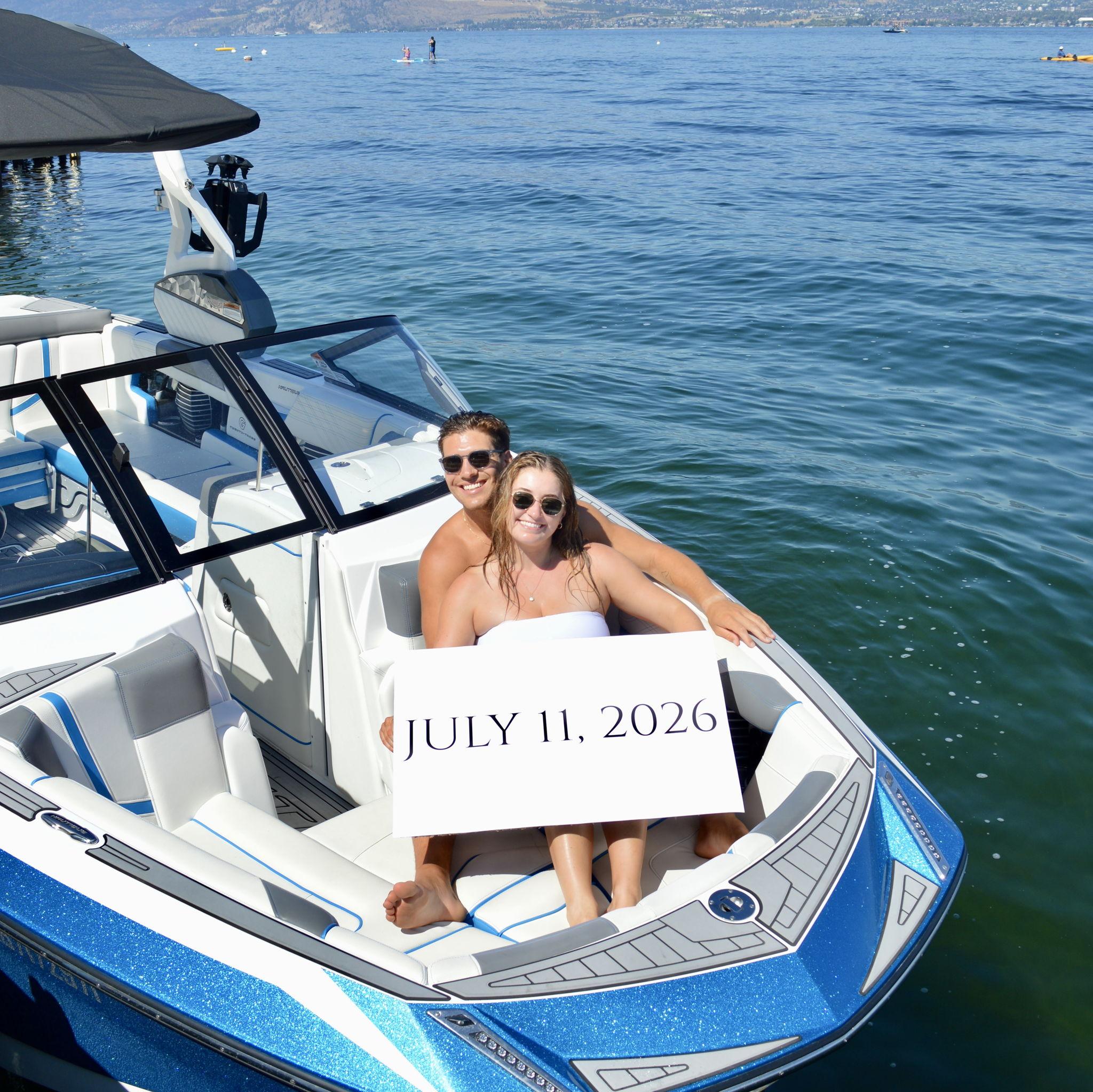 2025! Save the date photoshoot!