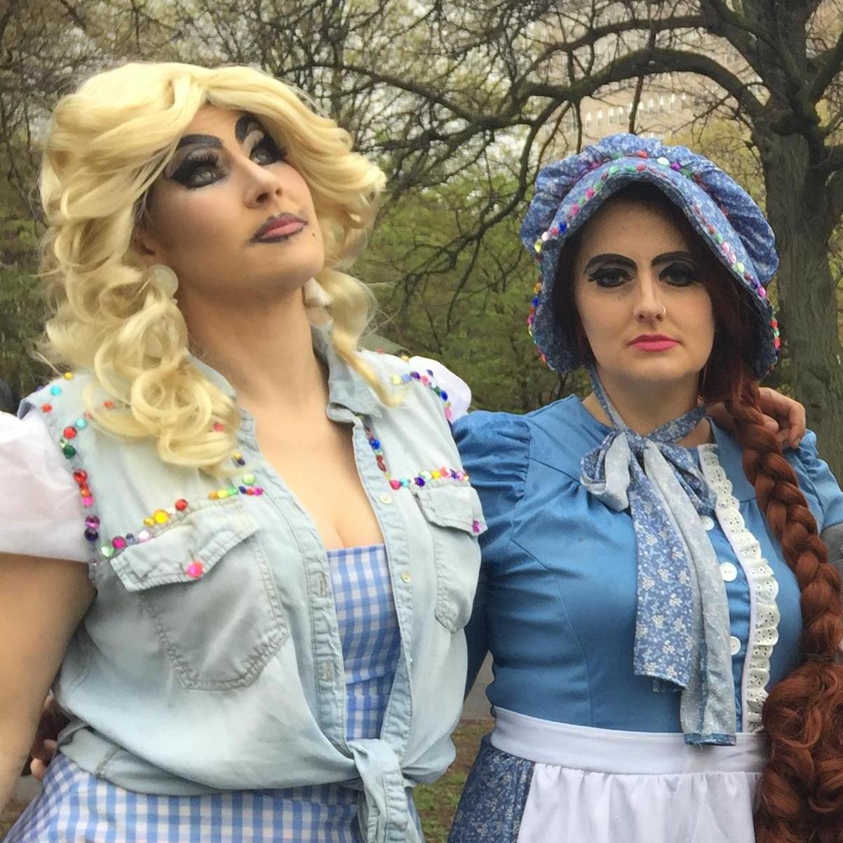 Renae loves drag and Ash loves parties So naturally...