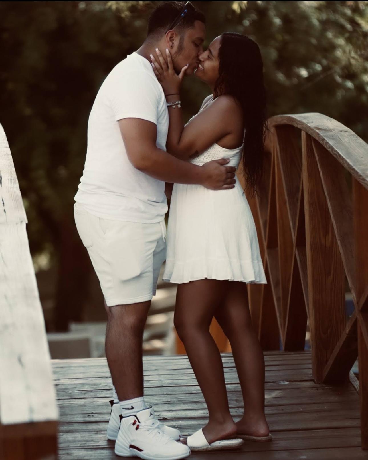 The Wedding Website of Delia Perez and Christian Dominguez