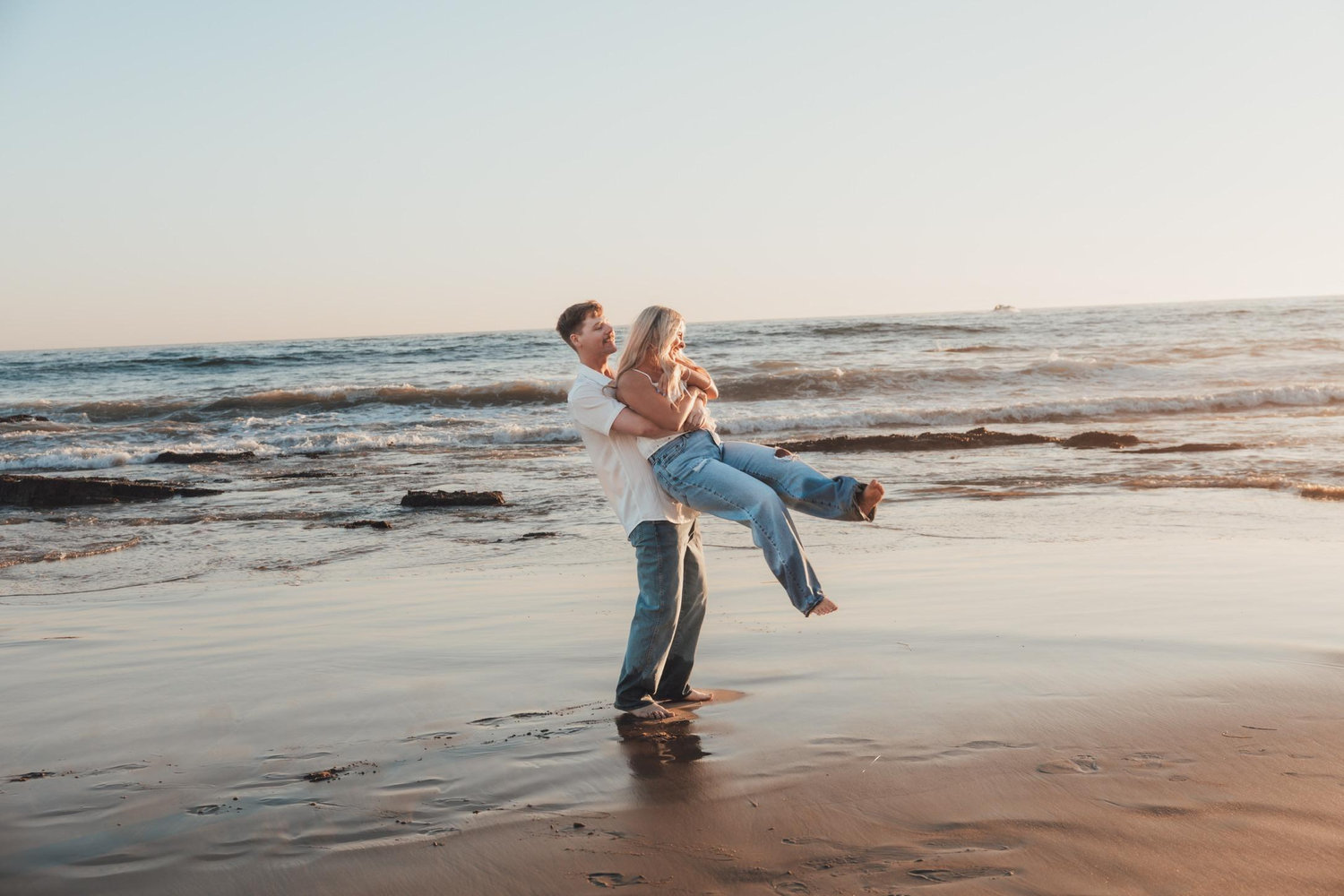 The Wedding Website of Brooklyn Hunsaker and Keegan Dannheiser