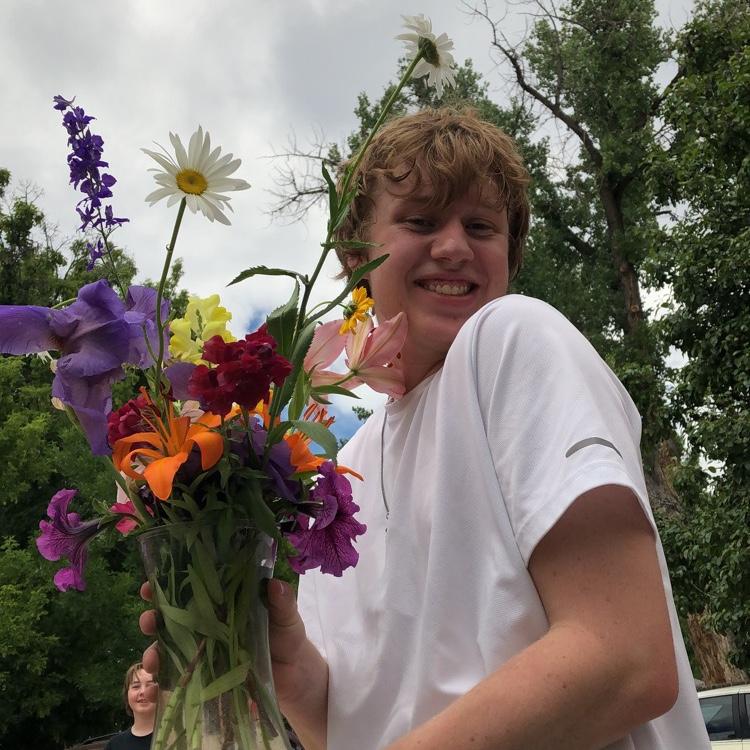 Caleb would always make Sabrina's bouquets. He is the primary planner alongside our florist, Naomi, for Sabrina's on the special day so make sure to give it lots of compliments.