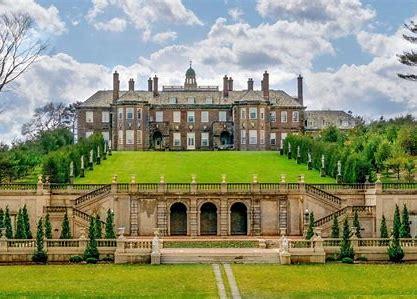 The Wedding Website of Michaela Ferro and Ross Reale