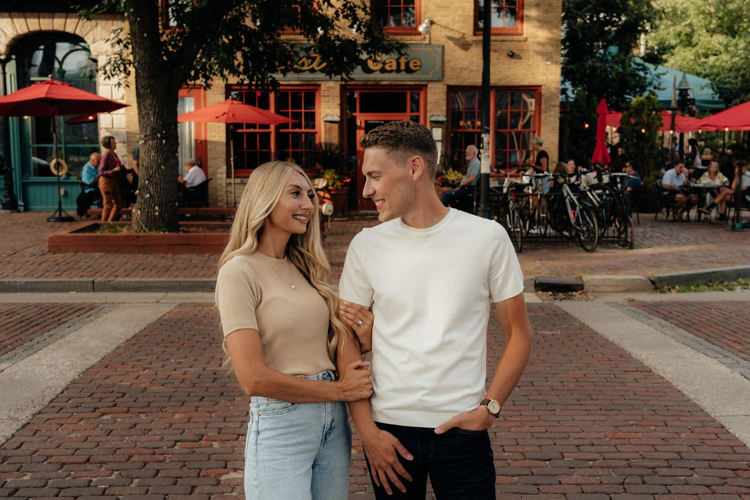 The Wedding Website of Hannah Davis and Tate Meyer