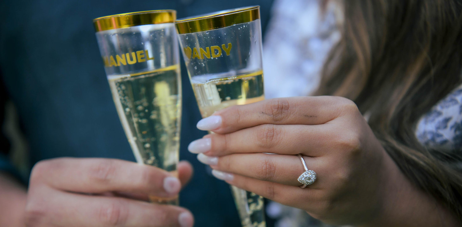 The Wedding Website of Manuel Mayora and Andrea Escobar