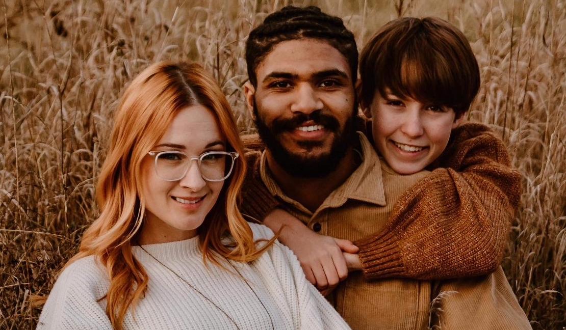 The Wedding Website of Lisa Holmes and Devon Davis