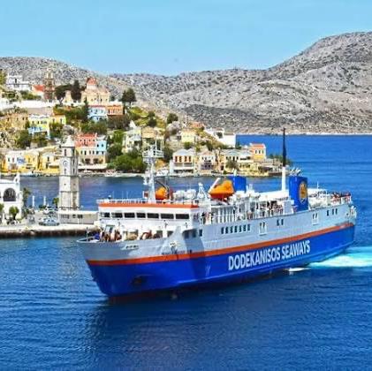 Ferry from Santorini to Paros