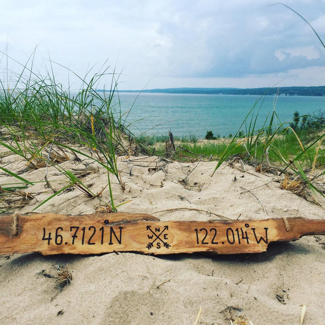Personalized Driftwood Coordinate Sign: Custom GPS, Longitude Latitude, Coastal Decor Christmas gift, wedding, housewarming, new home gift