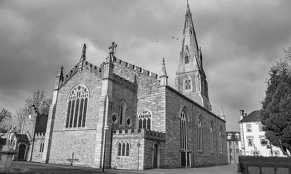 The Wedding Website of Nicki Wade and Ruairí Ó hOisín