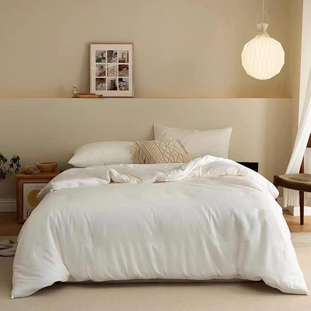 Luxlovery White Comforter Set California King White Bedding Comforter Set Modern Solid Soft Breathable Blanket Quilts Hotel Quality 3 Piece Bedding Set for Women Men Adults Cal King Size