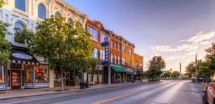 Puckett's Grocery & Restaurant - Downtown Franklin