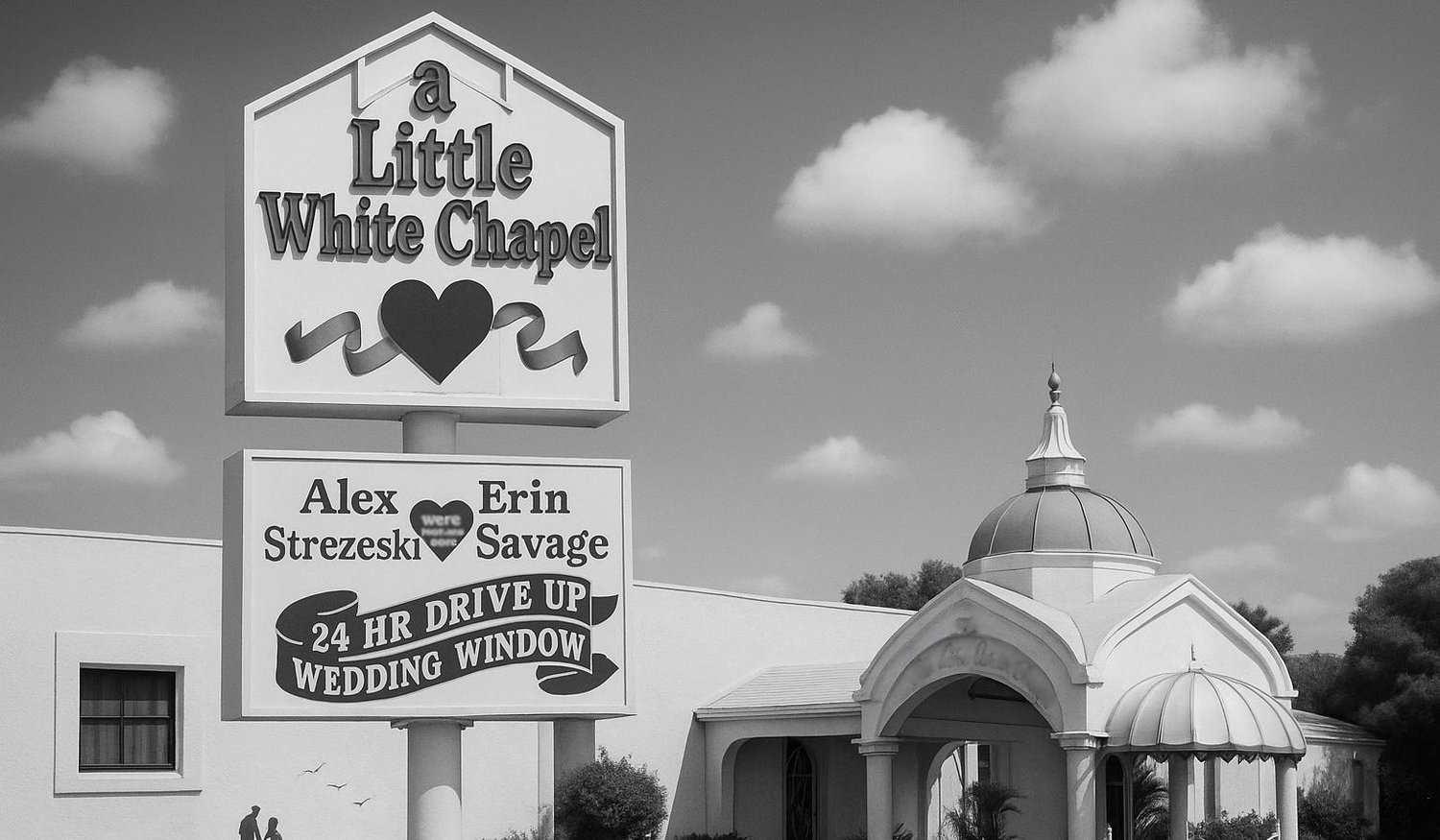 The Wedding Website of Erin Savage and Alexander Strezeski