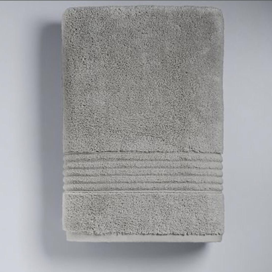 Simply Vera Vera Wang Signature Bath Towel - Hand Towel - Silver