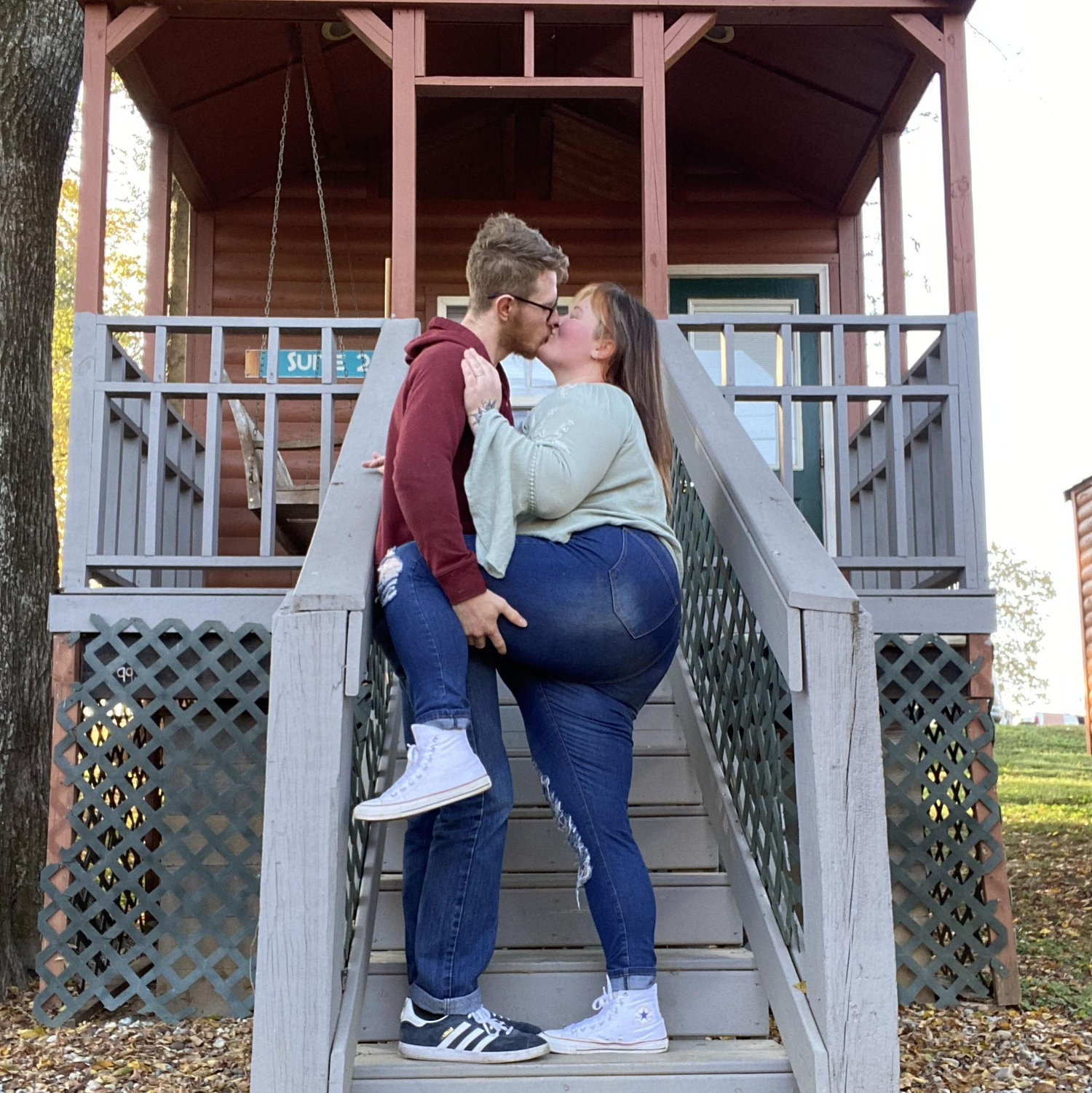 John's mom got us a cabin for the weekend and we had a beautiful getaway. Of course we had to have a photoshoot, it was so beautiful.